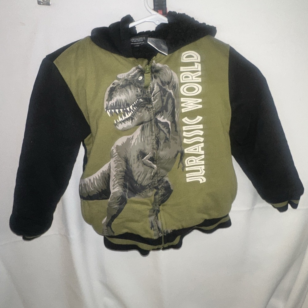 Jurassic World Boys Size 5 Hoodie T-Rex Dinosaur Sherpa Lined Green Zip Jacket